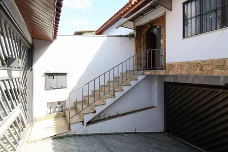 Casa para alugar com 206m², 4 quartos e 5 vagasRampa garagem