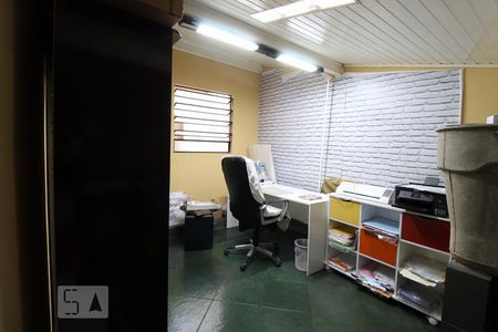 Casa para alugar com 206m², 4 quartos e 5 vagasEscritório 2