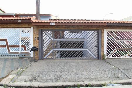 Casa para alugar com 206m², 4 quartos e 5 vagasFachada