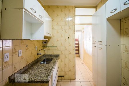 Apartamento à venda com 62m², 2 quartos e 1 vaga Apartamento à venda com 62m², 2 quartos e 1 vagaCozinha