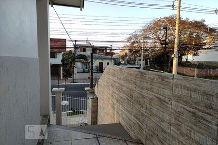 Casa à venda com 200m², 3 quartos e 2 vagasCorredor