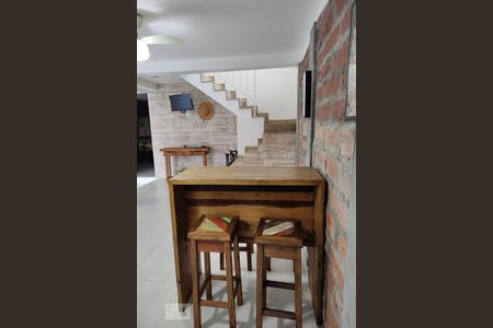 Casa à venda com 200m², 3 quartos e 2 vagasEspaço Gourmet