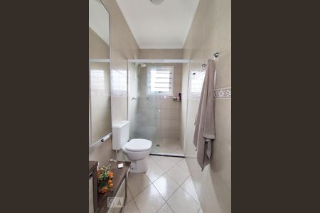 Casa à venda com 200m², 3 quartos e 2 vagasBanheiro 2