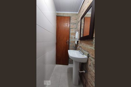 Casa à venda com 200m², 3 quartos e 2 vagasLavabo