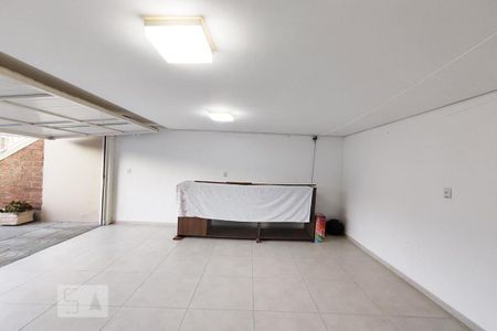 Casa à venda com 200m², 3 quartos e 2 vagasGaragem