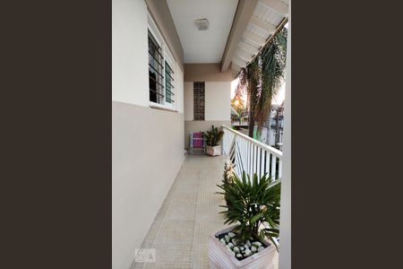 Casa à venda com 200m², 3 quartos e 2 vagasSacada