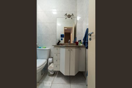 Casa à venda com 133m², 3 quartos e 3 vagasBanheiro