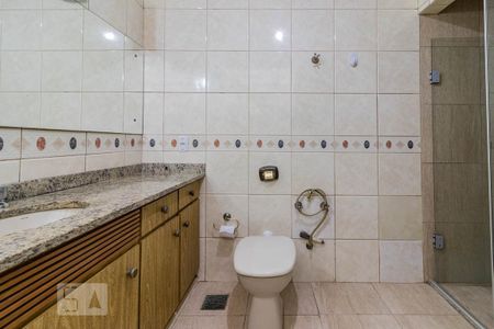 Apartamento à venda com 124m², 3 quartos e 1 vaga Apartamento à venda com 124m², 3 quartos e 1 vagaBanheiro