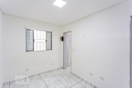 Quarto de casa para alugar com 1 quarto, 30m² em Bandeiras, Osasco