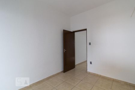 Quarto 2 de casa para alugar com 2 quartos, 60m² em Vila Leão, Sorocaba