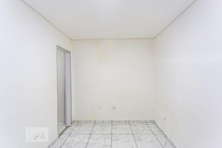 Quarto de casa para alugar com 1 quarto, 35m² em Bandeiras, Osasco