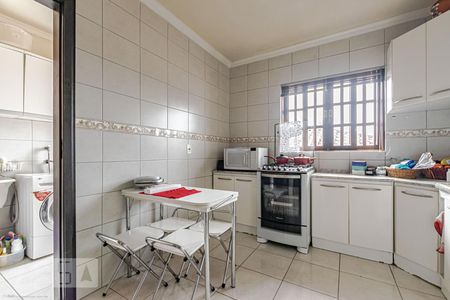 Casa para alugar com 150m², 4 quartos e 2 vagasCozinha