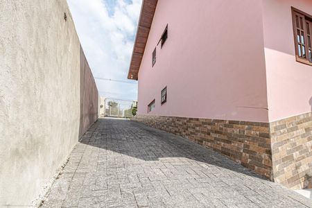 Casa para alugar com 150m², 4 quartos e 2 vagasEntrada da Garagem