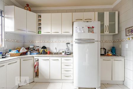 Casa para alugar com 150m², 4 quartos e 2 vagasCozinha