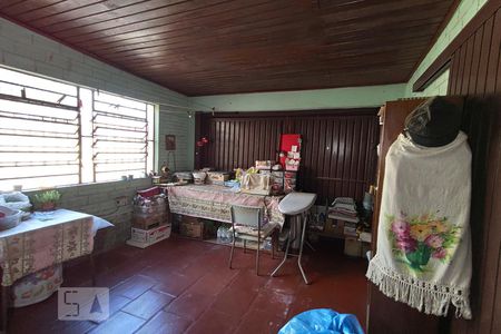 Casa à venda com 154m², 3 quartos e 1 vagaGaragem e Área de Serviço