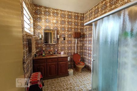 Casa à venda com 154m², 3 quartos e 1 vagaBanheiro