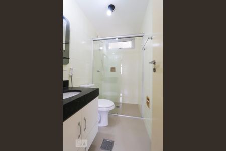 Apartamento para alugar com 89m², 3 quartos e 1 vaga Apartamento para alugar com 89m², 3 quartos e 1 vagaBanheiro social