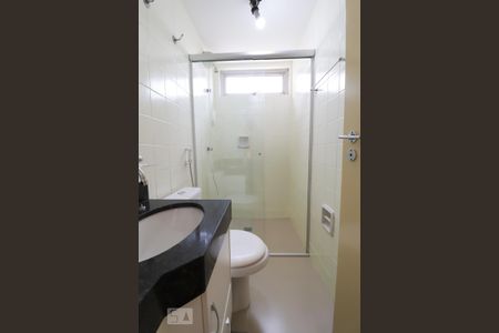 Apartamento para alugar com 89m², 3 quartos e 1 vaga Apartamento para alugar com 89m², 3 quartos e 1 vagaBanheiro da suíte