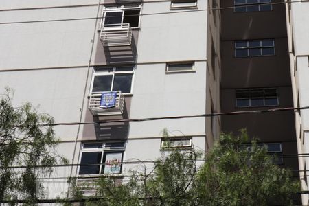 Plaquinha de apartamento para alugar com 3 quartos, 89m² em Setor Central, Goiânia