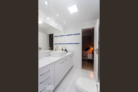 Apartamento à venda com 128m², 3 quartos e sem vagaBanheiro do Quarto 3