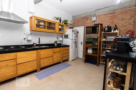 Apartamento à venda com 128m², 3 quartos e sem vagaCozinha