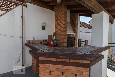 Casa à venda com 252m², 3 quartos e 2 vagas Casa à venda com 252m², 3 quartos e 2 vagasChurrasqueira