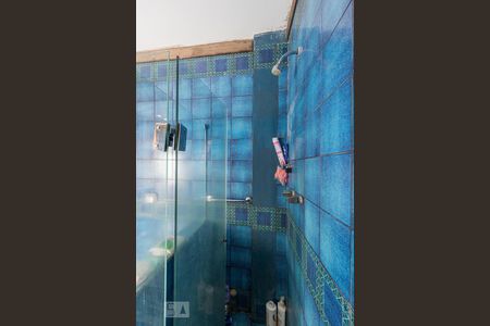 Casa à venda com 252m², 3 quartos e 2 vagas Casa à venda com 252m², 3 quartos e 2 vagasBanheiro da Suíte