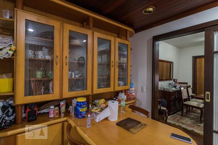 Casa à venda com 252m², 3 quartos e 2 vagas Casa à venda com 252m², 3 quartos e 2 vagasCozinha