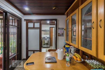 Casa à venda com 252m², 3 quartos e 2 vagas Casa à venda com 252m², 3 quartos e 2 vagasCozinha