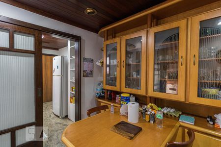 Casa à venda com 252m², 3 quartos e 2 vagas Casa à venda com 252m², 3 quartos e 2 vagasCozinha