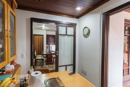 Casa à venda com 252m², 3 quartos e 2 vagas Casa à venda com 252m², 3 quartos e 2 vagasCozinha