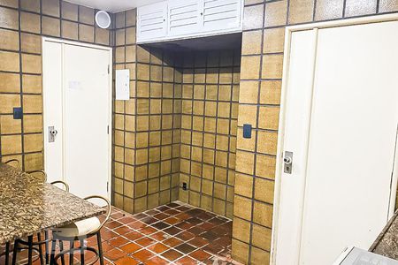 Casa à venda com 480m², 3 quartos e 3 vagas Casa à venda com 480m², 3 quartos e 3 vagasCozinha