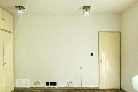 Suíte de casa à venda com 3 quartos, 480m² em Planalto, Belo Horizonte