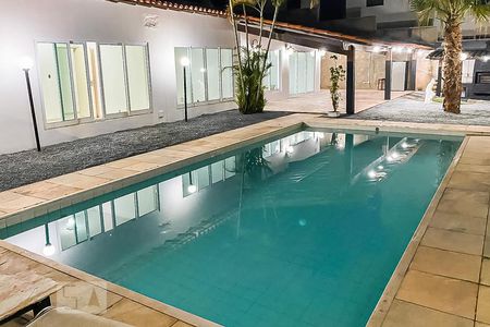 Piscina de casa à venda com 3 quartos, 480m² em Planalto, Belo Horizonte