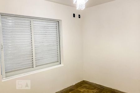 Suíte de casa à venda com 3 quartos, 480m² em Planalto, Belo Horizonte