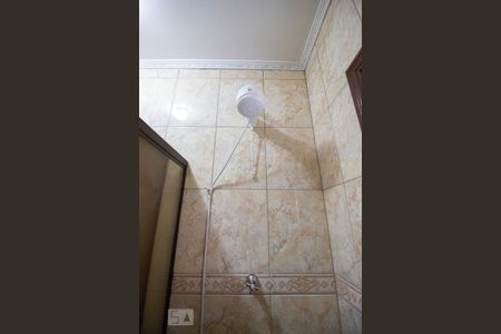 Casa à venda com 378m², 6 quartos e 4 vagasBanheiro 2