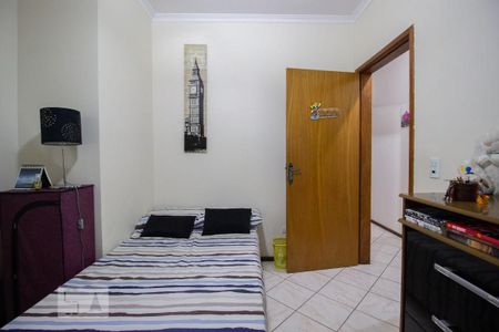 Casa à venda com 378m², 6 quartos e 4 vagasQuarto 2