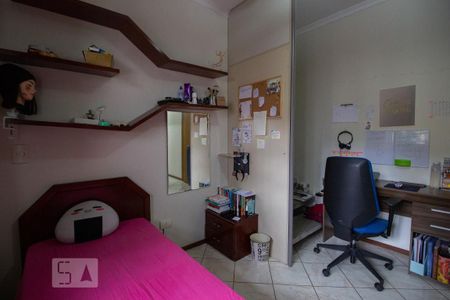 Casa à venda com 378m², 6 quartos e 4 vagasQuarto 3