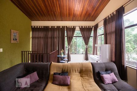 Casa à venda com 378m², 6 quartos e 4 vagasSala 3