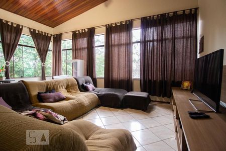 Sala 3 de casa à venda com 6 quartos, 378m² em Jardim das Vertentes, São Paulo