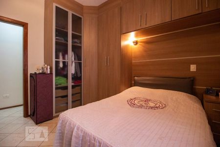 Casa à venda com 378m², 6 quartos e 4 vagasQuarto 1