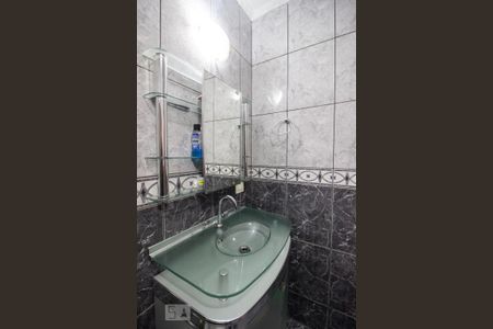 Casa à venda com 378m², 6 quartos e 4 vagasBanheiro 1