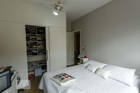 Quarto de apartamento para alugar com 1 quarto, 39m² em Menino Deus, Porto Alegre