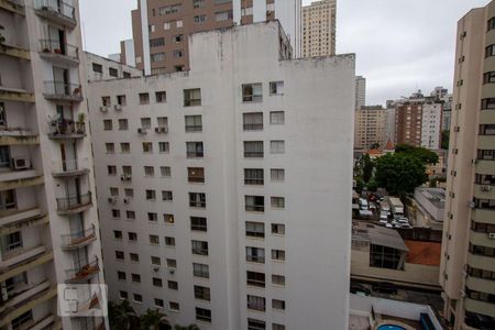 Apartamento à venda com 45m², 1 quarto e 1 vagaVista