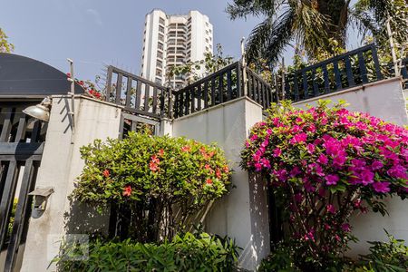 Apartamento à venda com 160m², 3 quartos e 3 vagasFachada