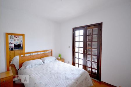Casa à venda com 200m², 4 quartos e 4 vagasQuarto 1