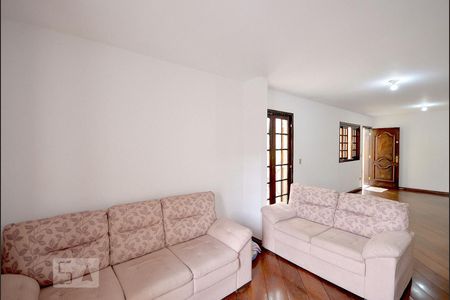 Sala de casa à venda com 4 quartos, 200m² em Bosque da Saúde, São Paulo