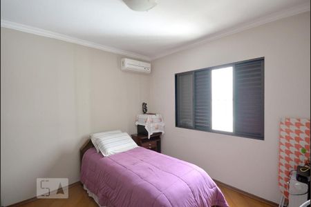 Casa à venda com 200m², 4 quartos e 4 vagasQuarto 4