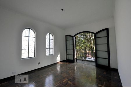 Quarto 2 de casa à venda com 5 quartos, 266m² em Cidade São Francisco, São Paulo