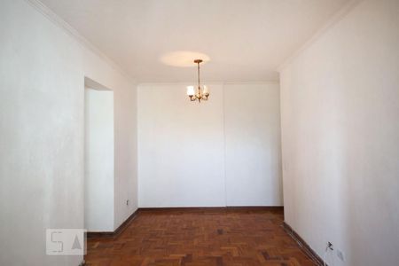 Sala de apartamento para alugar com 3 quartos, 75m² em Vila São Paulo, São Paulo